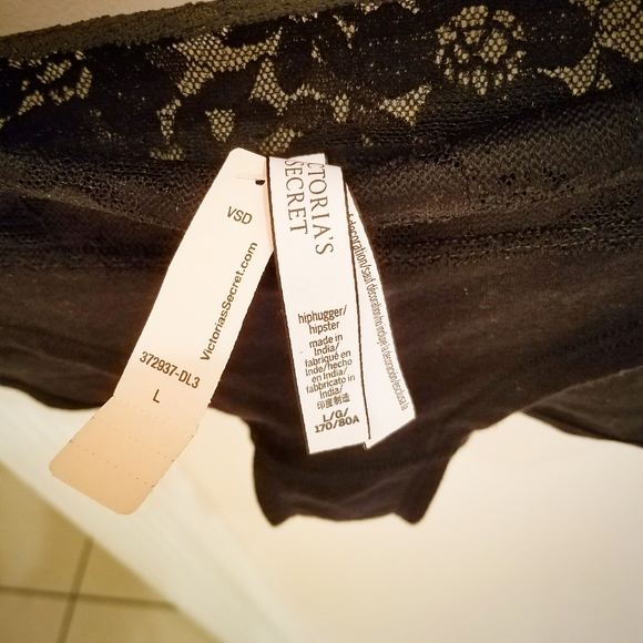 Victoria Secret Racerback Bra - Picture 5 of 5